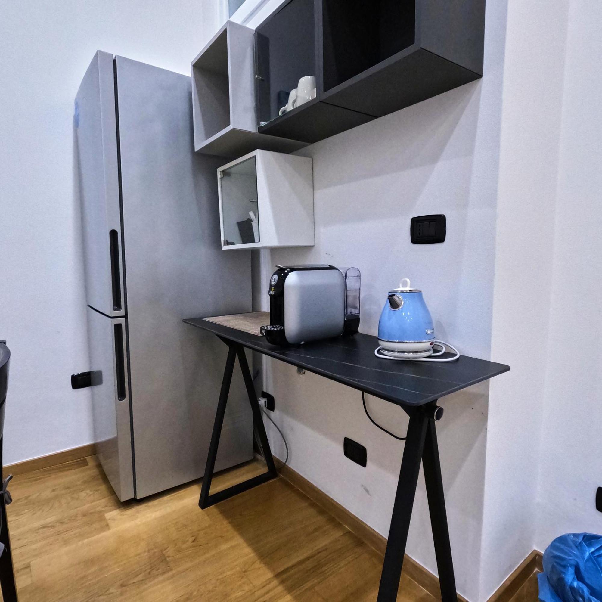 New Rooms Center Бари Экстерьер фото